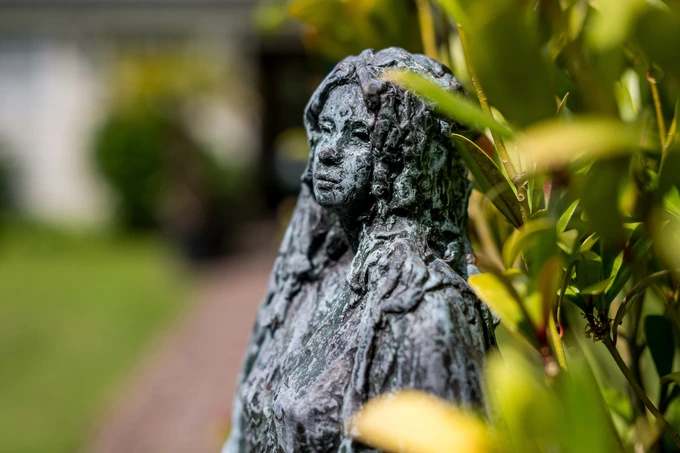 Over Nassau Bed & Breakfast