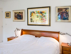 Over Nassau Bed & Breakfast